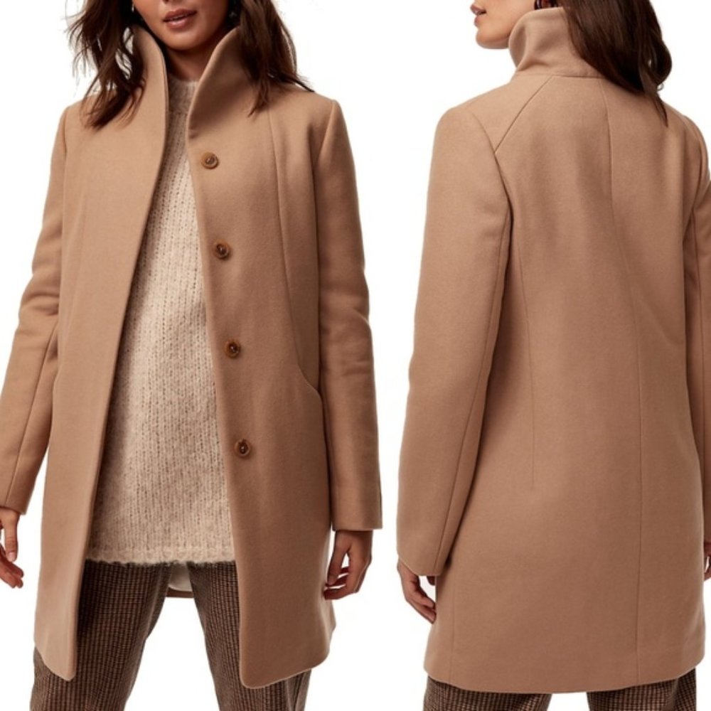 Aritzia Wilfred Cocoon Coat in Chasm (camel)